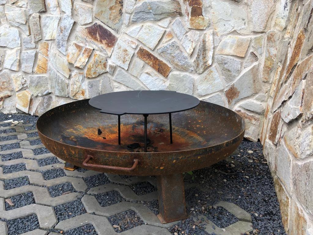Chatka - A - Vyhlidka Nad Rekou Zdiby Luaran gambar